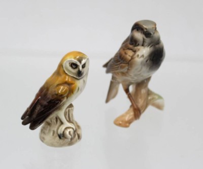 Auktion 362<br>kl. Eule und Vogel, Goebel, jeweils geklebt, ca. H-7,5cm [1]