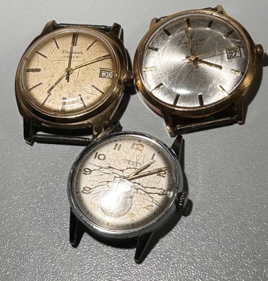 Auktion 362<br>3x mechan Armbanduhren ohne Band, 2x Junghans, 1x Dugena Festa, alle laufen, Tragespuren [1]