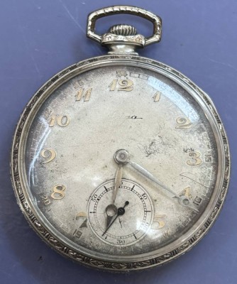 Auktion 362<br>mechan. HTU, Metallgehäuse, Tragespuren, Werk steht, D-5 cm [1]