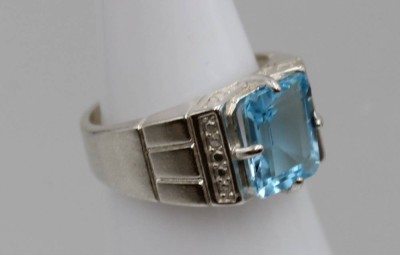 Auktion 362<br>925er Silber-Ring, blauer Topas, 8gr., RG 62 [1]