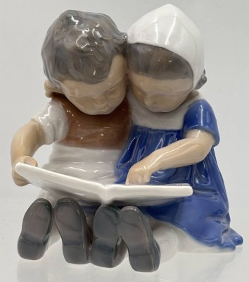 Auktion 362<br>lesendes Kinderpaar 