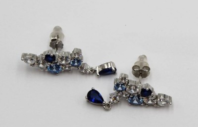 Auktion 362<br>Paar Ohrstecker, Sterling, blaue Steine, ca. L-3cm [1]