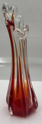 Auktion 362<br>rot-klare Vase, H-26 cm [1]
