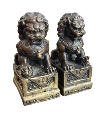 Auktion <br>2x  kl. Bronze Palastlöwen, H-7,5 cm, L-4,5 cm [1]
