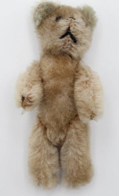 Auktion 362<br>kl. Teddy, Schuco, älter, Metallkörper, ca. H-9cm [1]