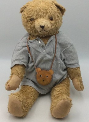 Auktion 362<br>gr. vintage Steiff Teddy, Holzwolle-Füllung, Brummstimme, bespielt, H-70 cm [1]