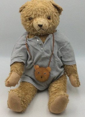 Auktion 367<br>gr. vintage Steiff Teddy, Holzwolle-Füllung, Brummstimme, bespielt, H-70 cm [1]