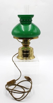 Auktion 362<br>Tischlampe in Form einer Petroleumlampe, neuzeitl. , ca. H-31,5cm [1]