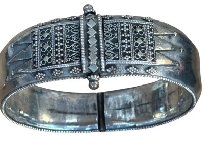 Auktion 362<br>Silber Armreif (geprüft) wohl arabisch?, 40,7 gr [1]