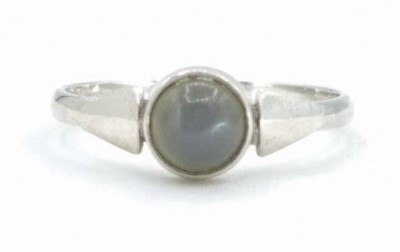 Auktion 362<br>Ring mit einem Mondstein, 800er Silber, RG 54, 1,5 gr. [1]