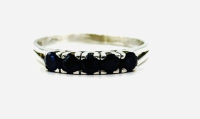 Auktion 362<br>Ring mit Safire, 925er Silber, RG 62, 2,2 g. [1]