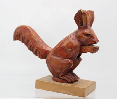 Auktion <br>gr. Nussknacker, Eichhörnchen, ca. H-20cm [1]
