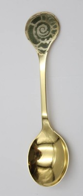 Auktion 362<br>Jahreslöffel 1975, Robbe & Berking, 925er Silber vergoldet, 56,8gr., L-17cm [1]