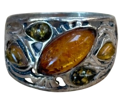 Auktion 362<br>Silberring-925- mit verschiedenfarbigen Bernstein, RG 58, 4,2 gr. [1]