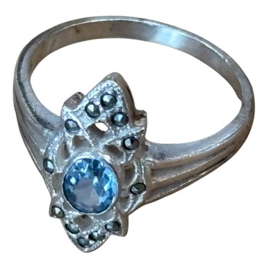 Auktion 362<br>Silberring-925-, blauer Centerstein, umringt von Markasiten, RG 54, 3 gr [1]