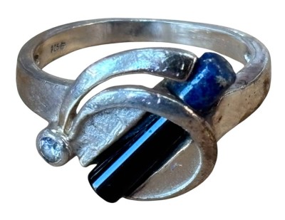 Auktion 362<br>Silberring-925- mit dkl. blauen Stein, RG 53, 3,9 gr [1]