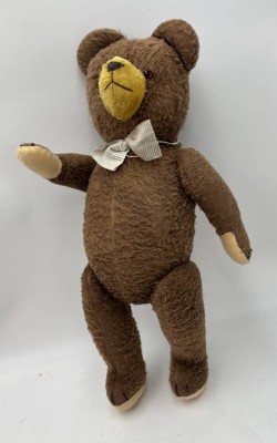 Auktion 362<br>gr. brauner Steiff Teddy, hart gestopft, Brummstimme, H-54 cm, [1]