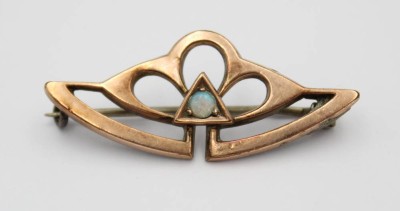 Auktion 362<br>Jugendstil-Brosche mit kl. Opal, undeutl. gemarkt, ca. B-3,5cm [1]