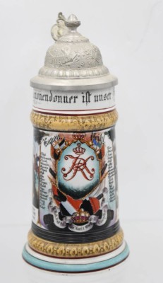 Auktion 362<br>Reservisten-Krug, Kanonier, Boden mit Lithphanie (Leider altrissig), Zinndeckel, ca. H-23,5cm [1]