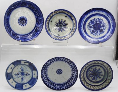 Auktion 362<br>6x meist alte Teller, wohl persisch, teilw. Altersspuren, 2x gemarkt, ca. D-17,8 > 22,8cm [1]