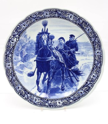 Auktion 365<br>gr. Wandplatte, Maastricht, Kutschfahrt im Winter, ca. D-40cm [1]