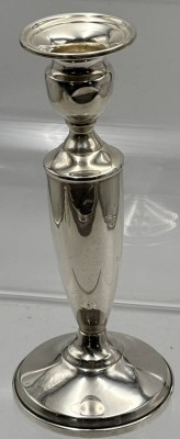 Auktion 362<br>Silberleuchter-925-, gut erhalten, gefüllter Stand, H-18 cm, 307 gr [1]