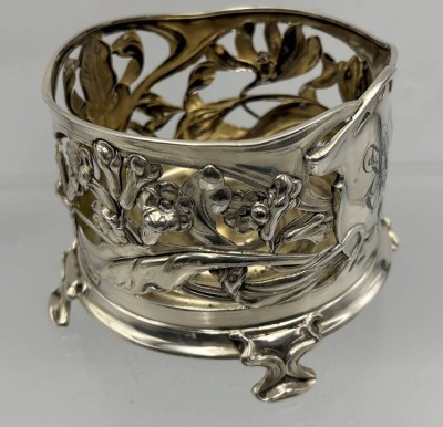 Auktion 362<br>gr. Jugendstil  Flaschenhalter, Silber-800-, Entw. Clemens Dahmen, sehr guter Zustand, 205 gr, Ziermonogramm [1]
