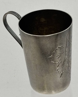 Auktion 362<br>kl. Vodka Henkelbecher, Silber-875-, Russland? Ostpreussen?,  H-5 cm, 25 gr [1]