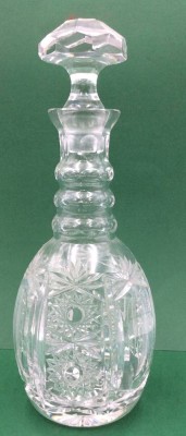 Auktion 362<br>Kristallkaraffe mit Sternschliff, H-32 cm [1]