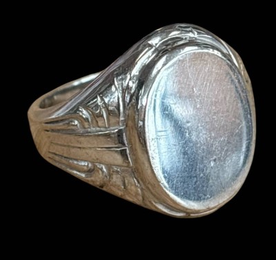 Auktion 362<br>Silber-925- Siegelring, Gravurplatte unbeschriftet, wohl neuwertige Lagerware, RG 61, 7,2 gr. [1]