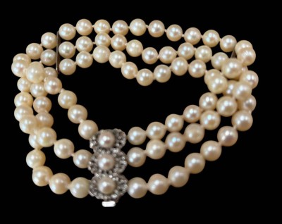 Auktion 362<br>3 reihiges Perlen-Armband mit Silberschliesse-835-, Perlen D-4 mm [1]
