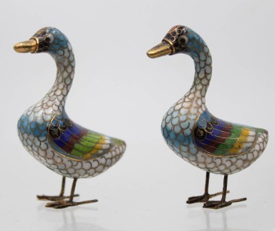 Auktion 362<br>2x Cloisonné-Enten, wohl 70er Jahre, ca. H-6cm [1]