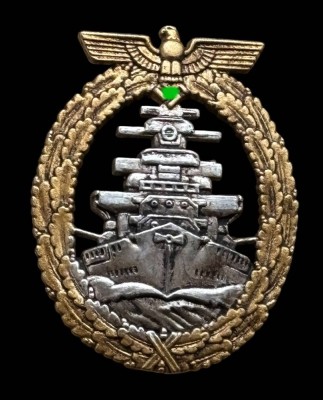 Auktion <br>Wehrmacht Kriegsmarine Flotten-Kriegsabzeichen, wohl Sammleranfertigung?? [1]