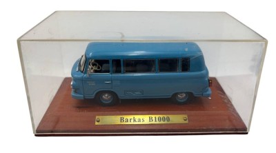 Auktion 362<br>DDR Automodell Barkas B1000 Atlas Verlag in Brandenburg, 1:43, in Display [1]
