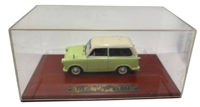 Auktion 362<br>DDR Automodell Trabant P50 Kombi Atlas Verlag , 1:43, in Display [1]