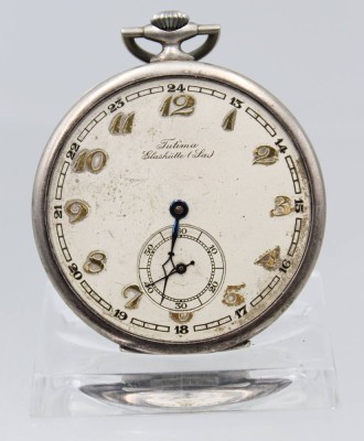 Auktion 363<br>Herrentaschenuhr, Tutima Glashütte, 900er Silbergehäuse, Kronenaufzug, Werk läuft, Glas fehlt, D-4,8cm, innen Namensgravur. [1]