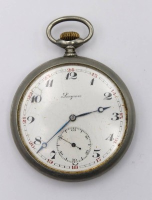 Auktion 363<br>Herrentaschenuhr, Longines, um 1920, Metallgehäuse, Kronenaufzug, Werk läuft, Gebrauchsspuren, ca. D-5cm [1]