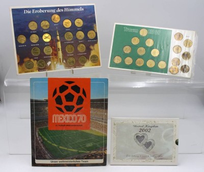 Auktion 363<br>4x div. Medaillen-Sets, 2x Fussball [1]