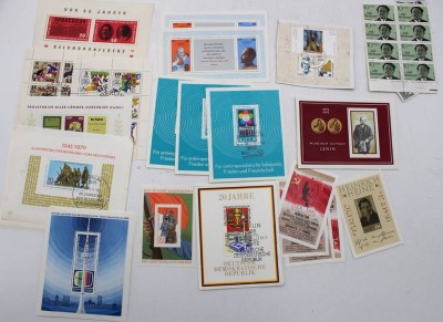 Auktion 363<br>kl. Konvolut div. Briefmarken, teilw. gestempelt [1]
