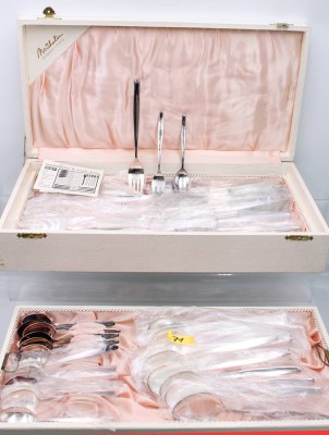 Auktion 363<br>Besteck in Kasten, BSF, 90er Auflage, Mod. 109 Madame, 60 Teile [1]