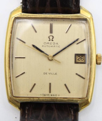 Auktion 363<br>Vintage Armbanduhr, OMEGA Deville, Automatik, Tragespuren, Werk läuft an (ca. 10 sek.), ca. 3 x 3,2cm [1]