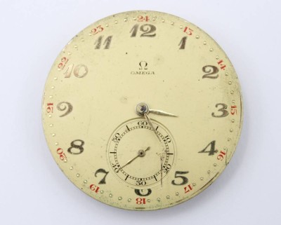 Auktion 363<br>Taschenuhrwerk, OMEGA, älter, Kronenaufzug,  Krone fehlt, Zeiger verbogen, Werk ungeprüft, ca. D-4,3cm [1]