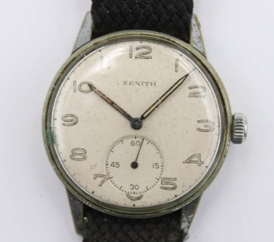 Auktion 363<br>Zenith-Armbanduhr um 1930/40, wohl Militär, Handaufzug, Werk läuft, Alters-u. Tragespuren, ca. D-3,4cm [1]
