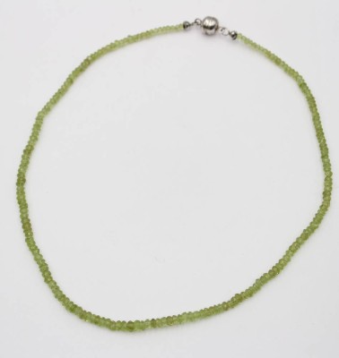 Auktion 363<br>Halskette, Peridot, Harry Ivens, 925er Magnet-Schließe, ca. L-44,5cm [1]