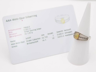Auktion 363<br>925er Silber-Ring, Opal-Cabochon, 0,42ct, 2,2gr., RG 50, Zertifikat anbei [1]