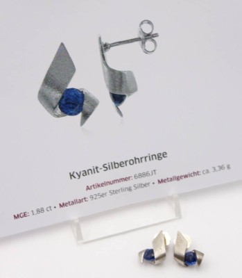 Auktion 363<br>925er Silber-Ohrstecker, Kyanit, 4,4gr., L-1,6cm, Zertifikat anbei [1]