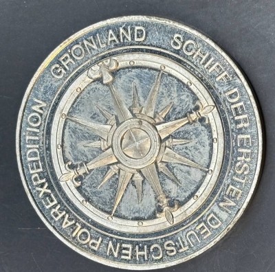 Auktion 363<br>Schiffahrtsmuseum Bremerhaven, 1. Dt.Polarexpedition Grönland 1976, Feinsilber-1000-, D-3,8 cm, 19,8 gr [1]