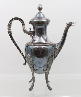 Auktion 363<br>Empire-Kaffeekanne, versilbert, gemarkt auf 4 Beinen, ca. H-30cm [1]