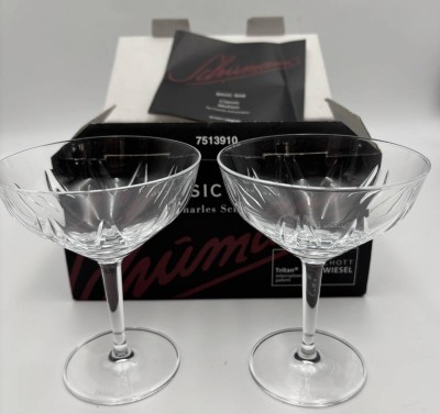 Auktion 363<br>2 Cocktailschalen , Serie Basic Bar, Entw, Ch.Schumann, neu in OVP, H-12,9 cm, 202 ml [1]