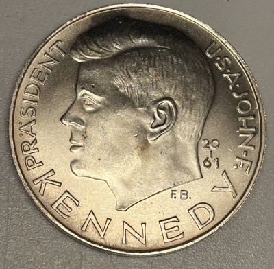 Auktion 363<br>Feinsilbermedaille-1000- J.F. Kennedy, D-4 cm, 24,2 gr [1]